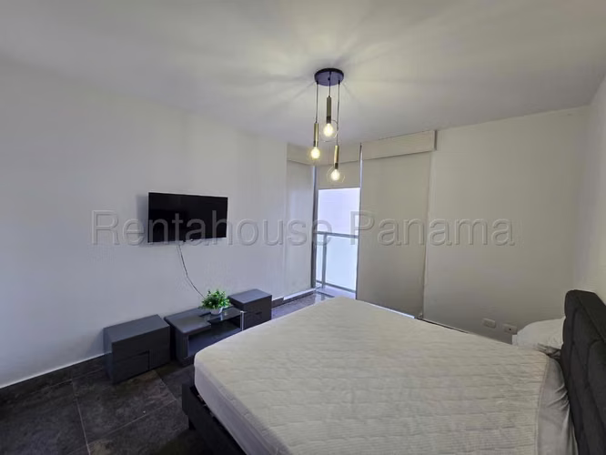 Alquiler de Apartamento en Avenida Balboa Ph Yoo  26-7302 ANL