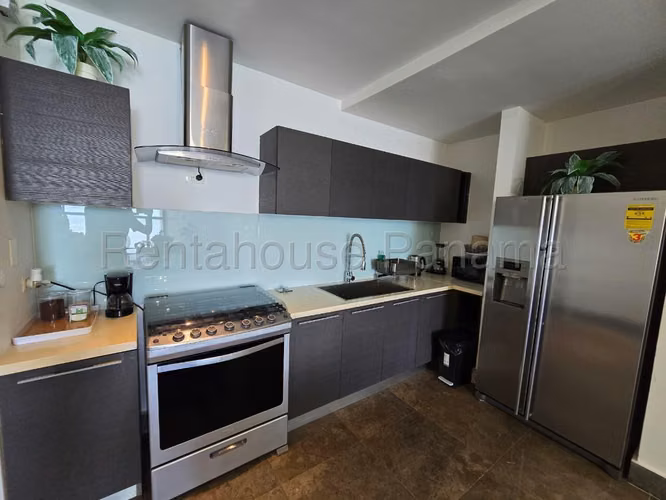 Alquiler de Apartamento en Avenida Balboa Ph Yoo  26-7302 ANL