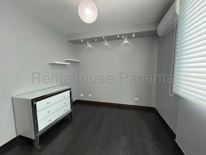 Se Alquila Apartamento en Punta Pacifica VLU26-7259