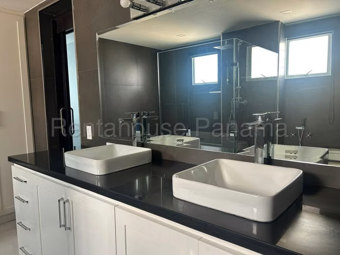Se Alquila Apartamento en Punta Pacifica VLU26-7259