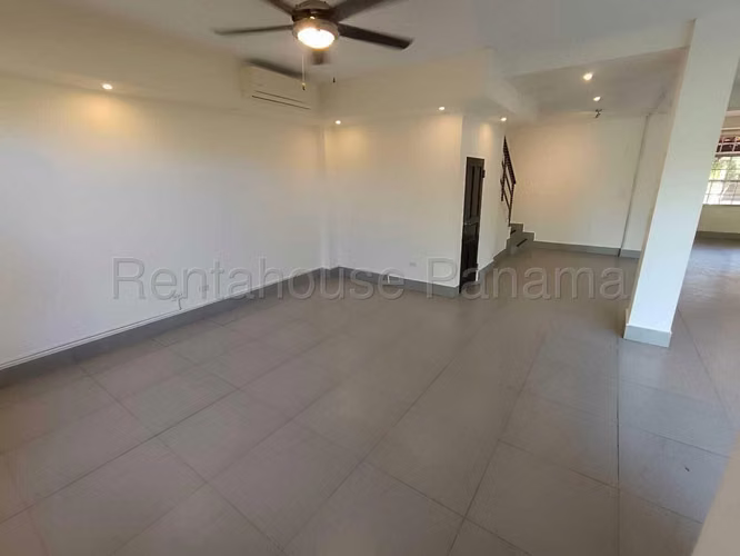 Casa en Alquiler en Clayton AFC 26-6187