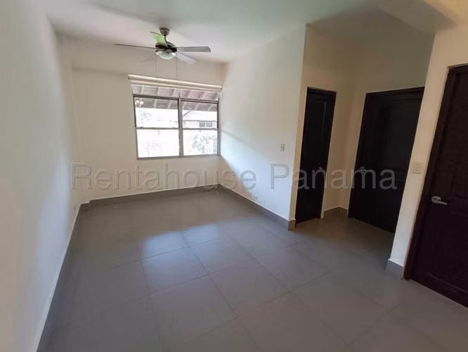 Casa en Alquiler en Clayton AFC 26-6187