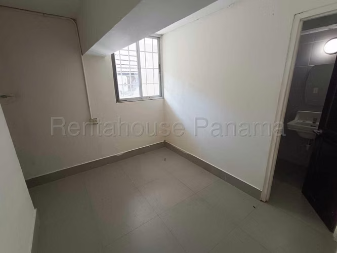 Casa en Alquiler en Clayton AFC 26-6187