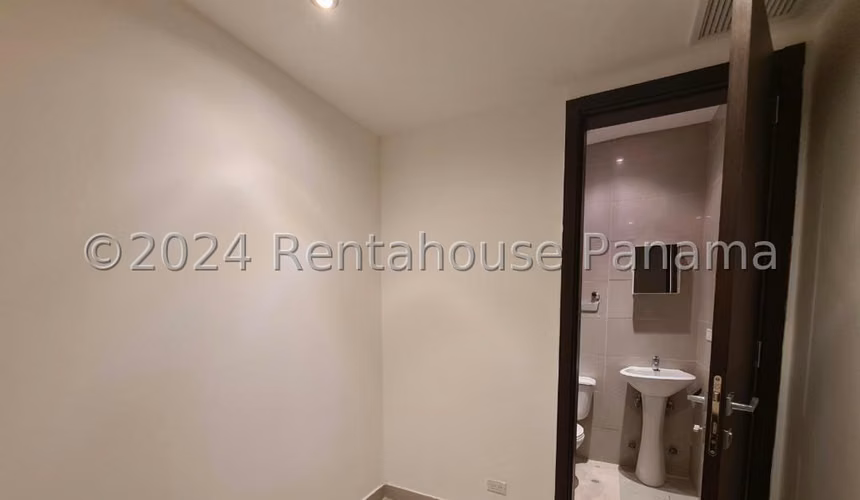 Venta de Apartamento en Punta Pacifica Ph Grand Tower Mts2: 303 PD