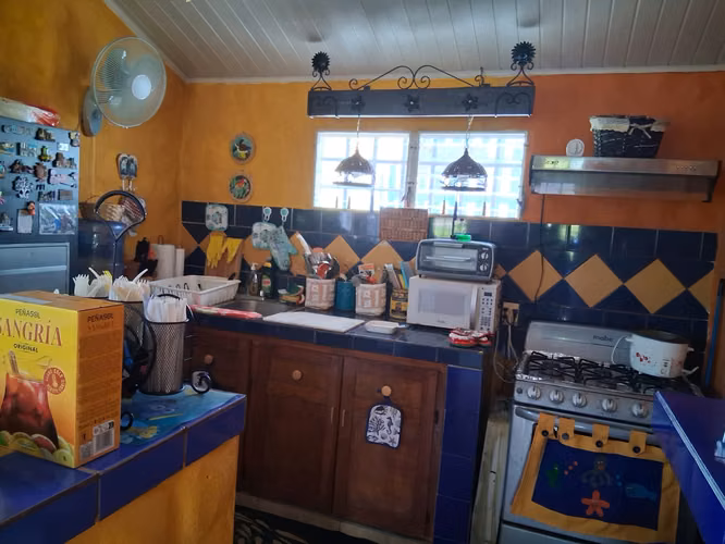 Casa en Costa Esmeralda con amplio terreno y terrazas