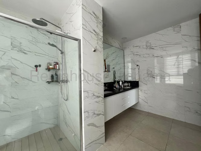 Venta de exclusivo Apartamento en Costa del Este Ph Acqua I Mts2: 326 PD