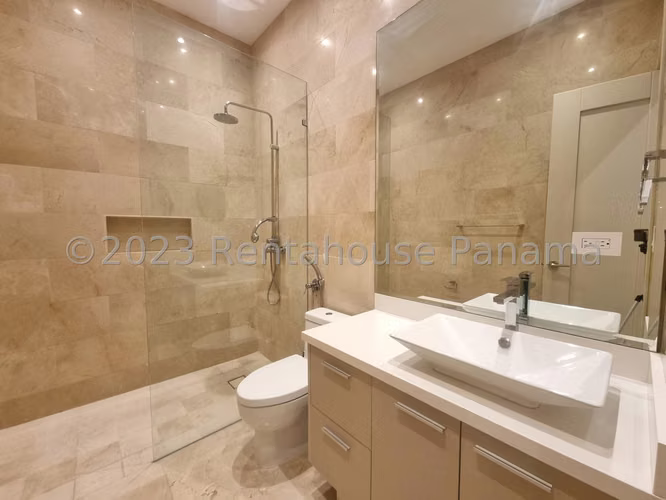 Venta de Apartamento en Punta Pacifica Ph Ocean Reef Mts2: 336 PD
