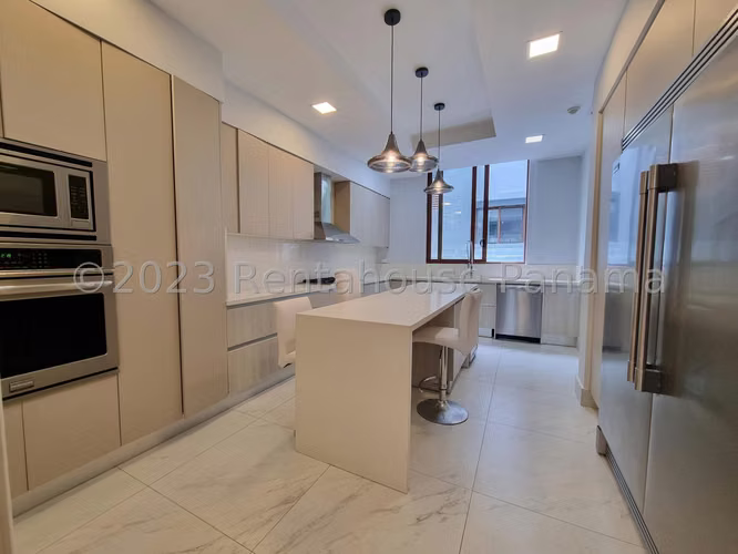 Venta de Apartamento en Punta Pacifica Ph Ocean Reef Mts2: 336 PD