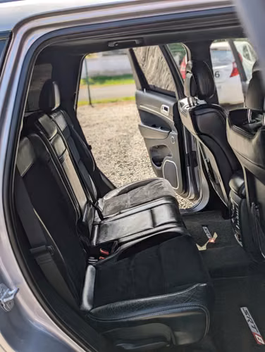 SE VENDE JEEP GRAND CHEROKEE  SRT8 2014