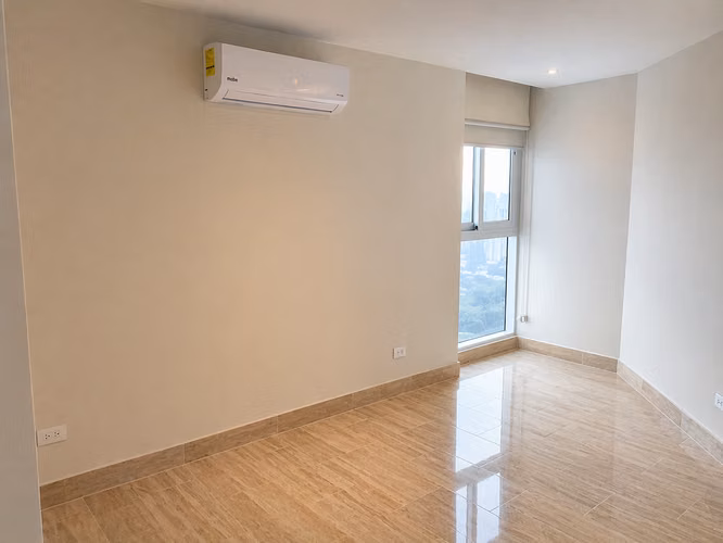 PH The Regent Country Club | Piso alto + vista al mar | 96 m² | $2,300