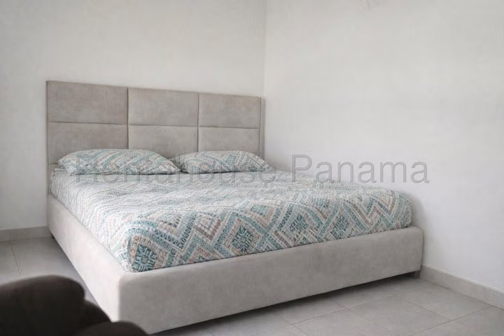 Vendo casa en Paseo del Norte LF26-7354 Solo Cliente Directo
