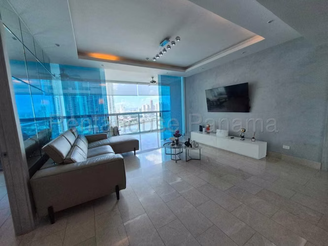 alquilo apartamento amoblado en punta pacifica grand tower OF 26-7320