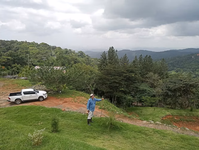 MTRE-RPP-902 SE VENDE 1 HECTÁREA EN LAS CUMBRES