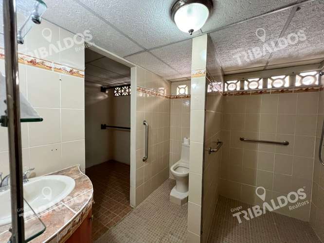 Venta de Terreno con mejoras en El Carmen