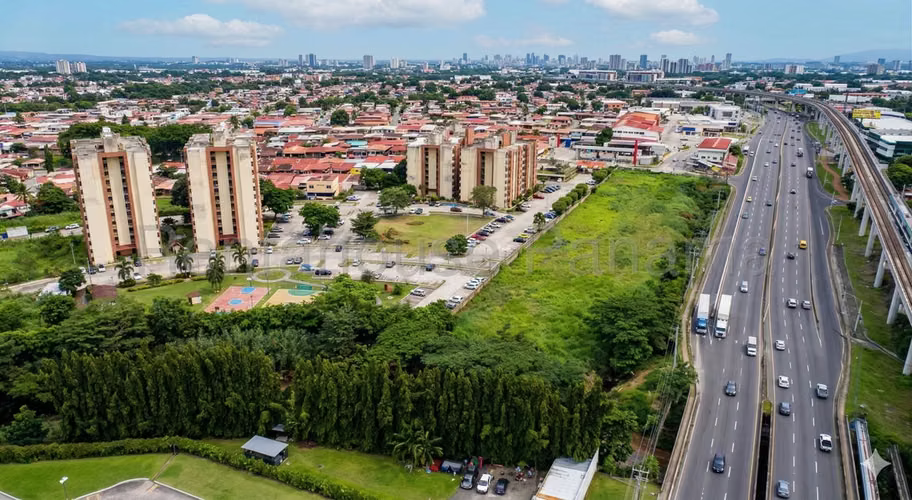 Terreno en Venta en Don Bosco JG