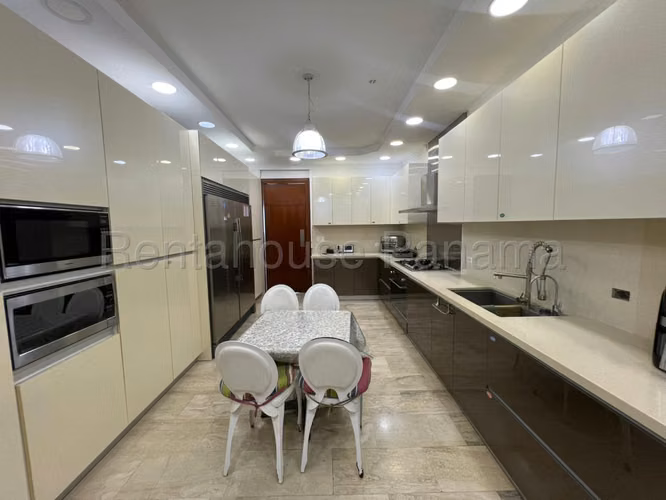 Venta de lujoso apartamento de 287m² en Punta Pacifica 26JSS6227