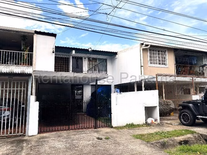 Venta de casa en Parque lefevre (solo cliente directo)