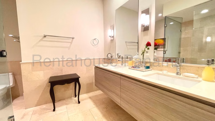 Venta de lujosa casa de playa de 566m² full amoblada en Buenaventura 25JSS8255