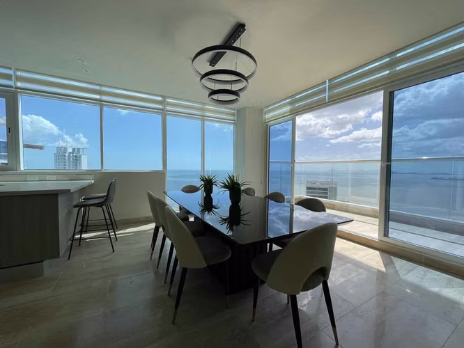 Penthouse Dúplex Amoblado en The Regent, Costa del Este – 217 m²