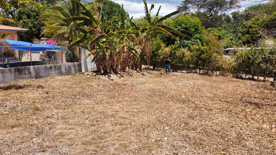  Terreno a pasos de la playa en Gorgona – listo para construir 