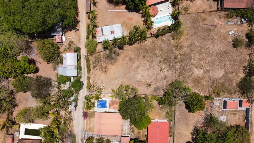  Terreno a pasos de la playa en Gorgona – listo para construir 