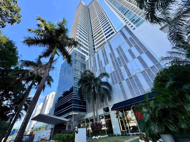 Se Vende Apartamento en Costa del Este LA26-7326