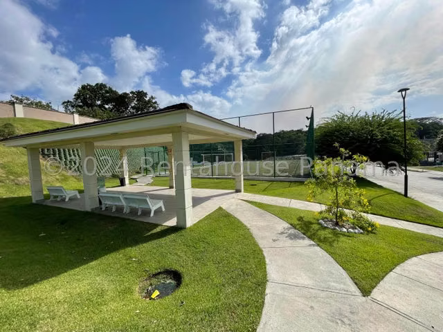 Casa en Alquiler Altos del Parque 25YCG7912