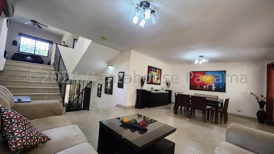 Se Vende Casa en Ancon LA26-7401