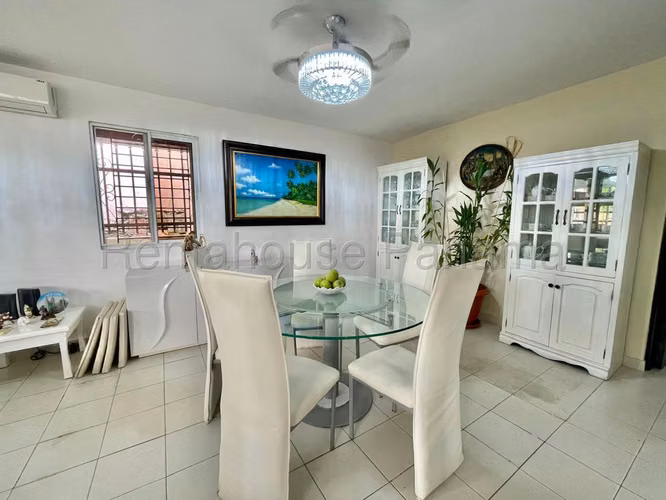 Venta de Casa en Betania La Gloria  Mts2: 330