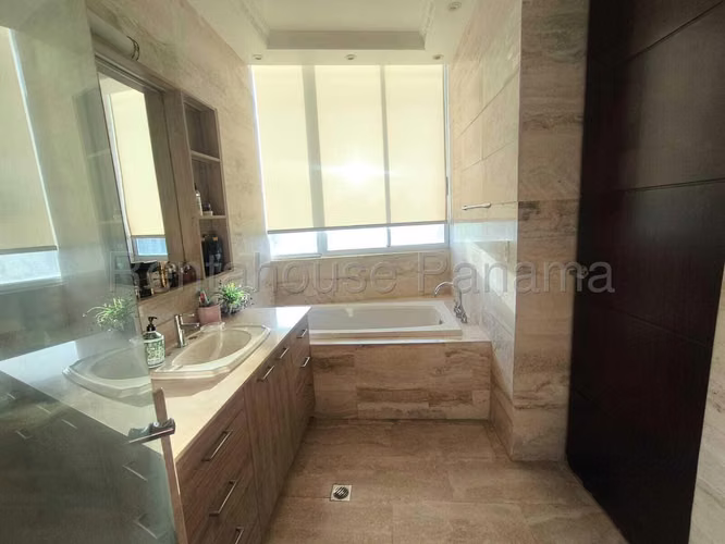 Venta de Apartamento en Punta Pacific Ph Blue Bahia Mts2: 287 PD