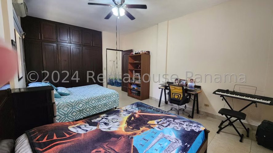 Venta de Amplia Casa en Ancon Mts2: 317 PD
