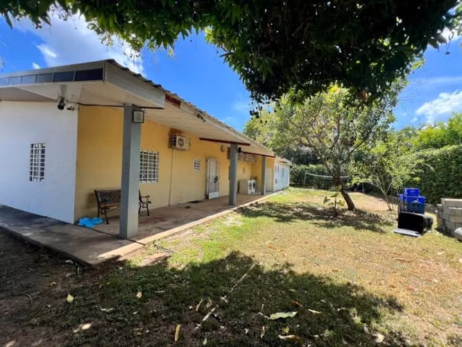 Venta de Casa con Amplio Terreno en Gorgona
