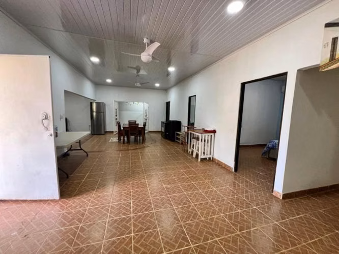 Venta de Casa con Amplio Terreno en Gorgona