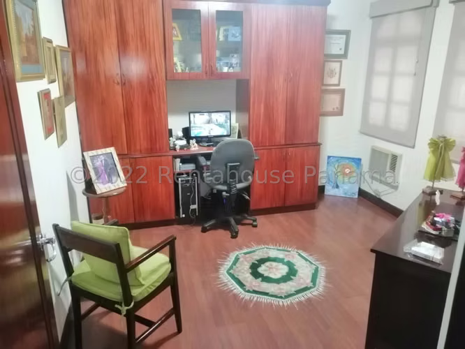 Venta de Casa en la Alameda
