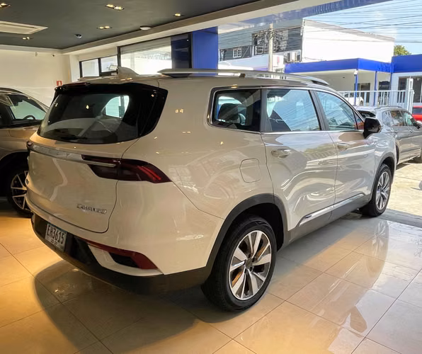 Geely Okavango 2023