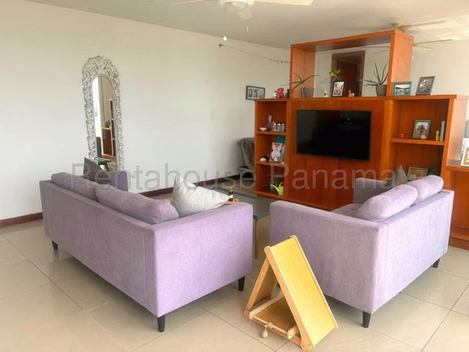 Apartamento Amoblado en alquiler en Bahia del Golf Coco del Mar - Imagen 4
