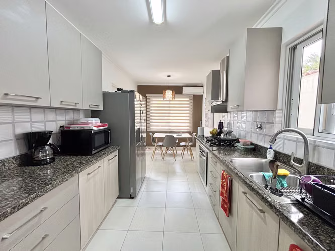 Venta de Casa en Quintas de Versalles