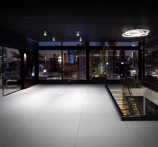 Se vende Penthouse en Paitilla, completamente amoblado