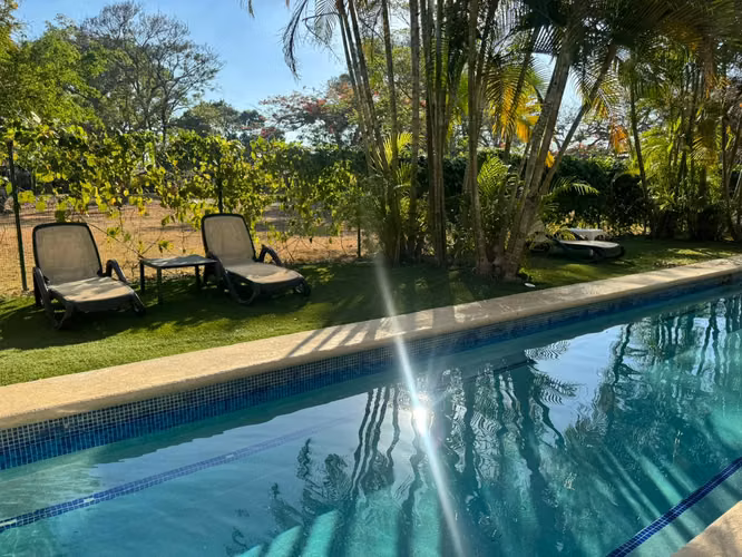 Venta y Alquiler de Apartamento en Coronado con Piscina y Acceso al Golf & Beach Club Resort