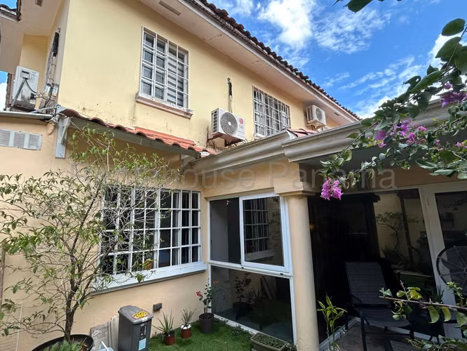 Casa En Venta En Albrook SYH
