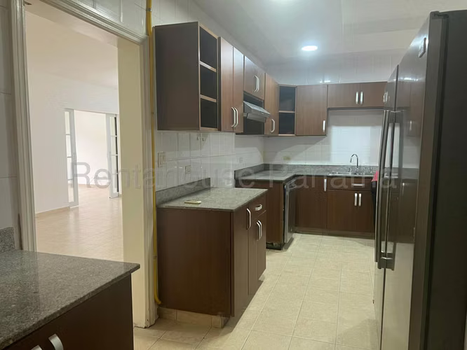 Casa En Venta En Costa del Este SYH