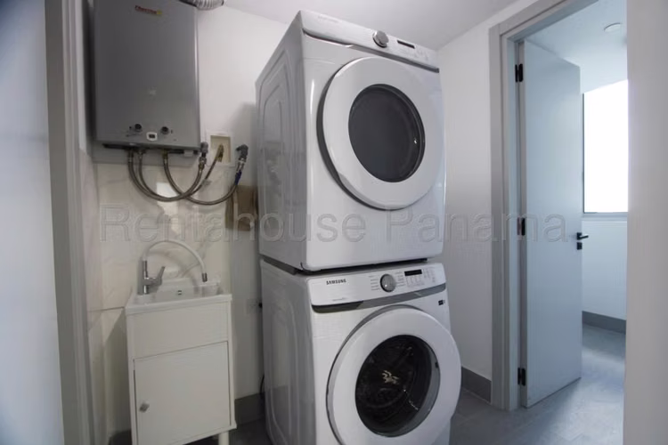 Apartamento Parcialmente Amoblado en Alquiler en The Ivy Towe Santa Maria CIG267265