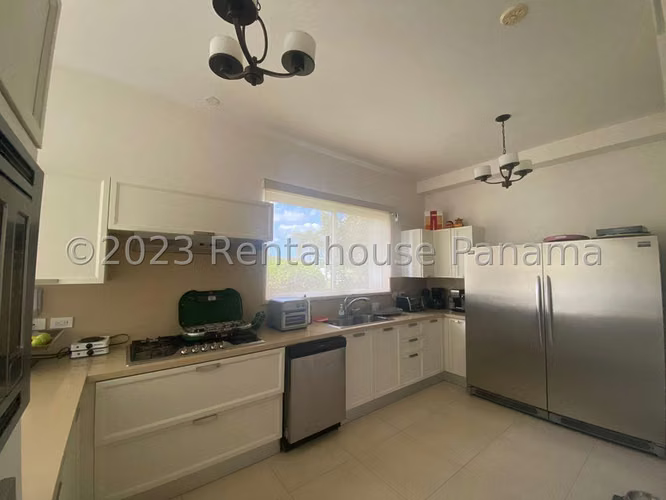 Apartamento en Venta en The Reserve Santa Maria  CIG