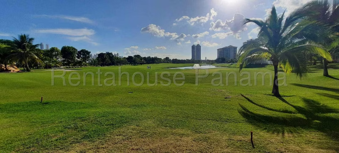 Apartamento en Venta en La Vista on the Green Santa Maria  CIG261985