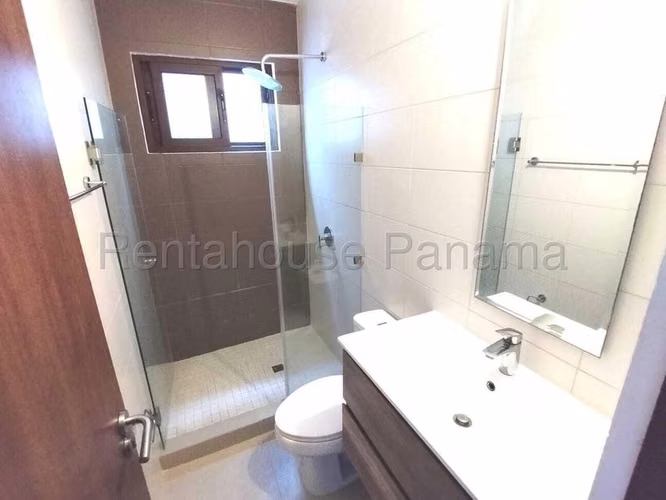 Casa en Venta en Brisas Del Golf  JG