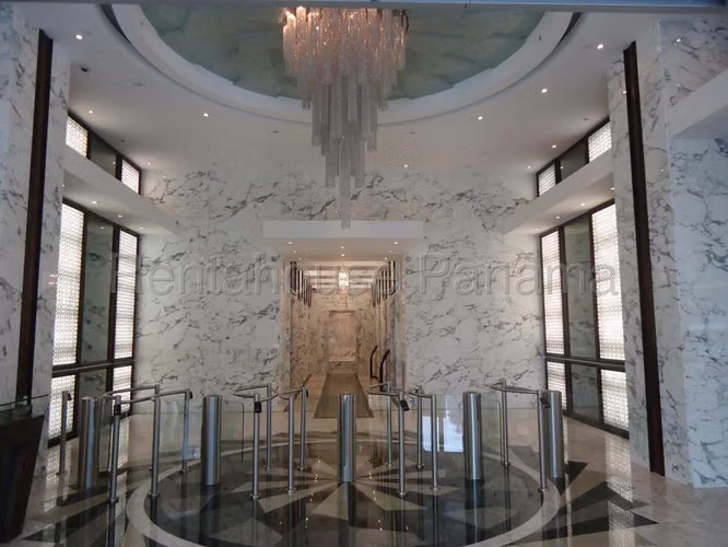 Oficina Comercial en Venta en Obarrio JG