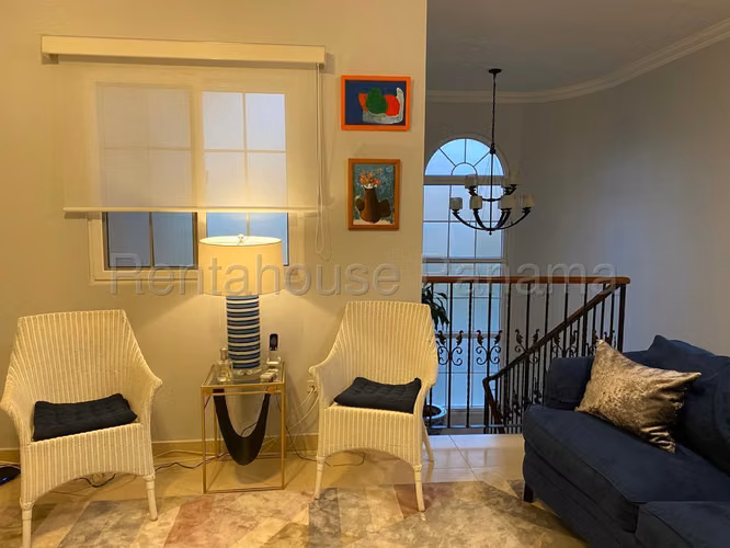 Casa En Venta En Ancón SYH