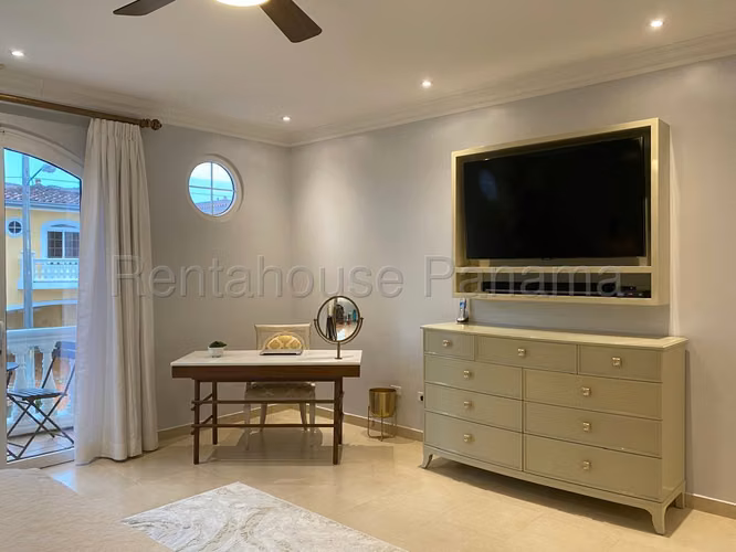Casa En Venta En Ancón SYH