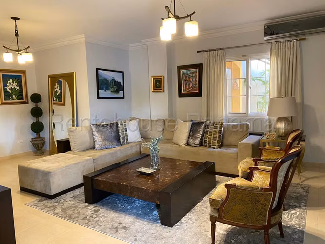 Casa En Venta En Ancón SYH