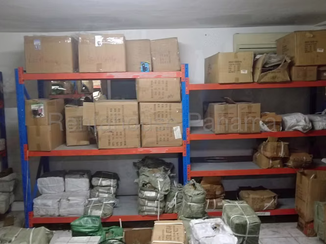 Galera Comercial En Venta En Pueblo Nuevo SYH